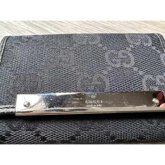 Gucci Black GG Canvas and Leather Trifold Key Holder (6 Keys) - Picture 8 of 15